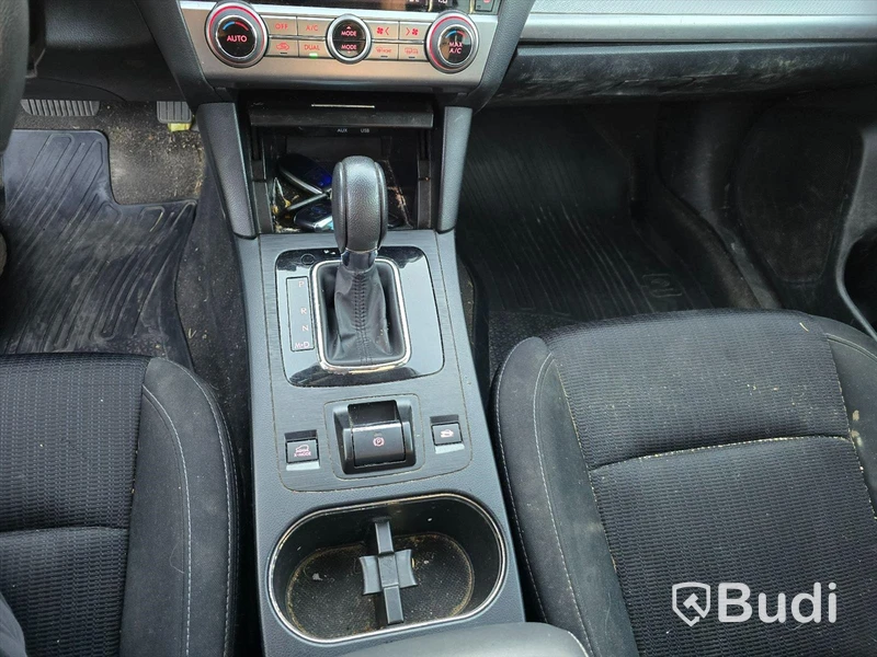 Personbil SUBARU OUTBACK, 2017.