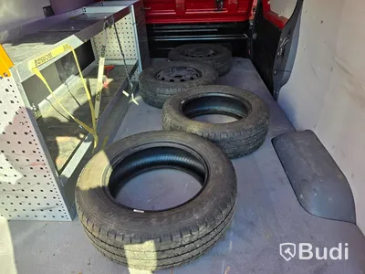 Personbil NISSAN NV300, 2019.