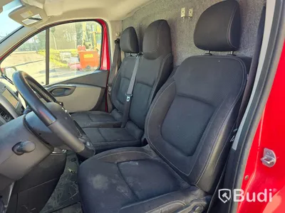 Personbil NISSAN NV300, 2019.