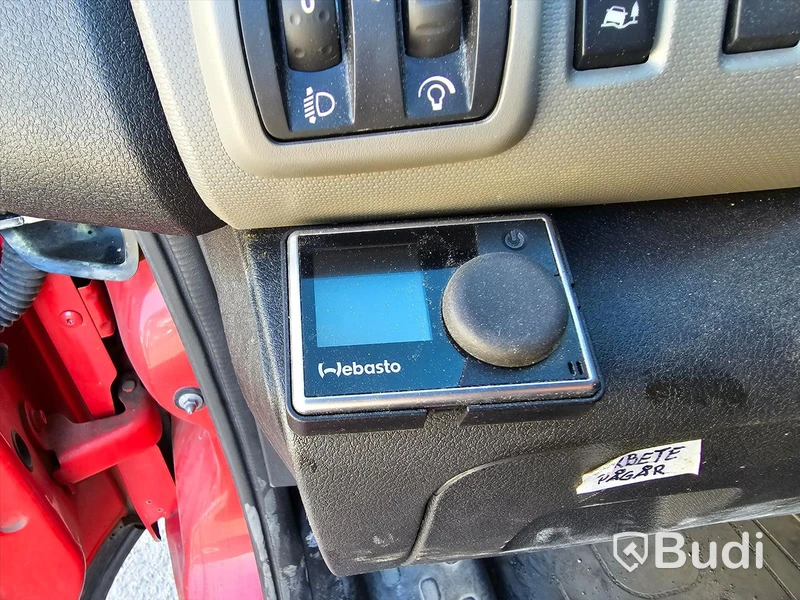Personbil NISSAN NV300, 2019.