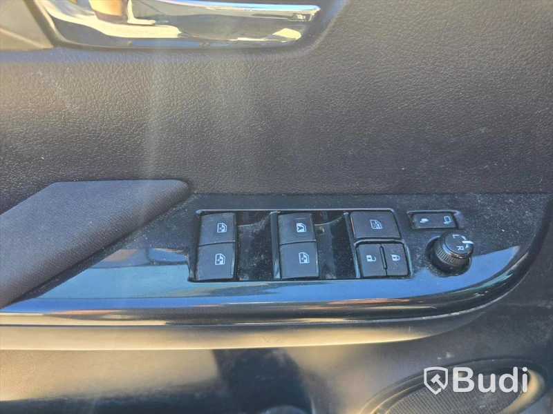 Personbil TOYOTA HILUX, Double Cab, 2016. -