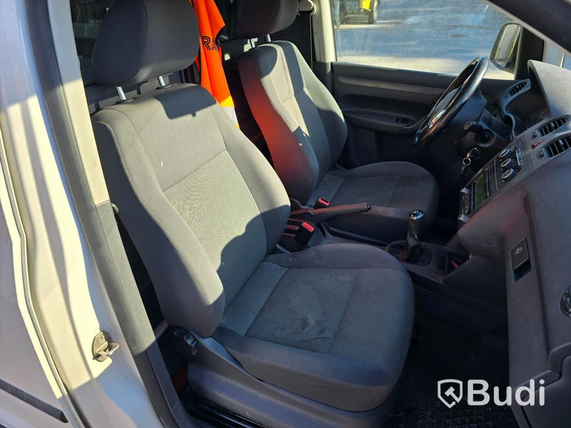 Personbil VOLKSWAGEN CADDY, 2015.