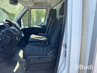 Lätt lastbil med bakgavellyft, Iveco Daily 35 2.3 (156hk), -2018