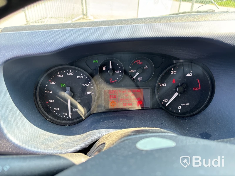 Lätt lastbil med bakgavellyft, Iveco Daily 35 2.3 (156hk), -2018