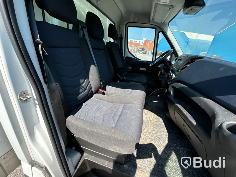Lätt lastbil med bakgavellyft, Iveco Daily 35 2.3 (156hk), -2018
