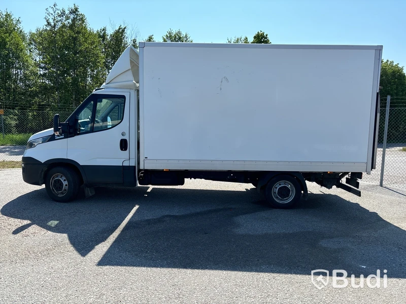 Lätt lastbil med bakgavellyft, Iveco Daily 35 2.3 (156hk), -2018