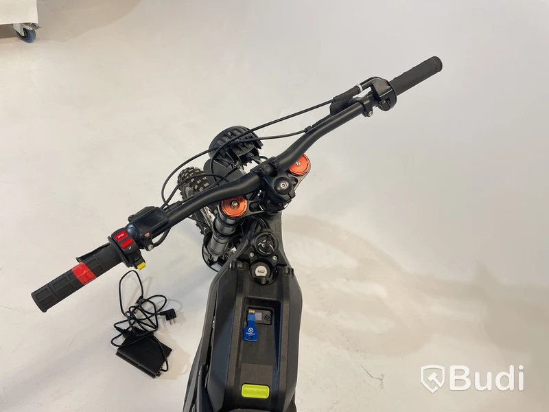 Reservdelsobjekt Elmoped SUR-RON Dirtbike