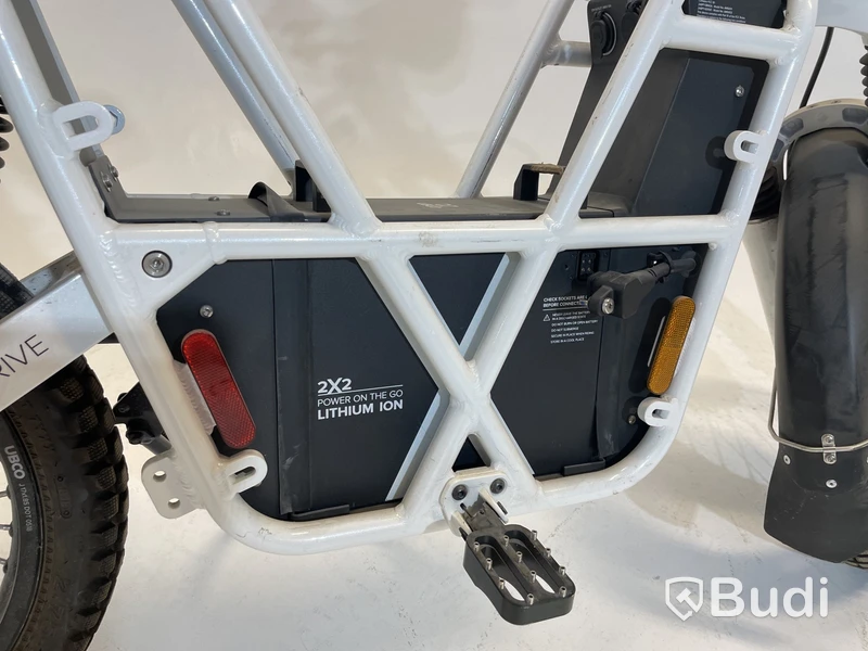 Reservdelsobjekt Elmoped, UBCO Adventure Bike, samt 1 st. laddare