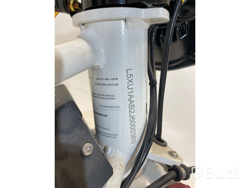 Reservdelsobjekt Elmoped, UBCO Adventure Bike, samt 1 st. laddare