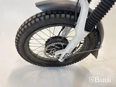 Reservdelsobjekt Elmoped, UBCO Adventure Bike, samt 1 st. laddare