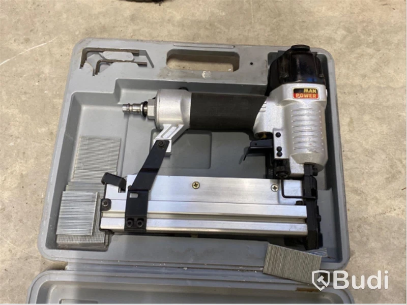 Luftkompressor Serva XR225 - 24L med tillbehör