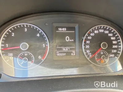 Skåpbil | Volkswagen Caddy Panel Van 1.6 TDI-2013 | Manuell | 75hk | Dubbla skjutdörrar och öppningsbar glastaklucka i skåp
