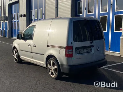Skåpbil | Volkswagen Caddy Panel Van 1.6 TDI-2013 | Manuell | 75hk | Dubbla skjutdörrar och öppningsbar glastaklucka i skåp