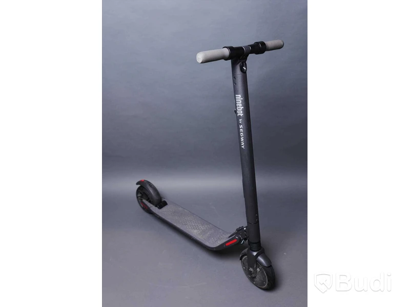Elscooter - Ninebot KickScooter, ES2, Segway. Saknar laddare. Begagnad. Funktionstestad.