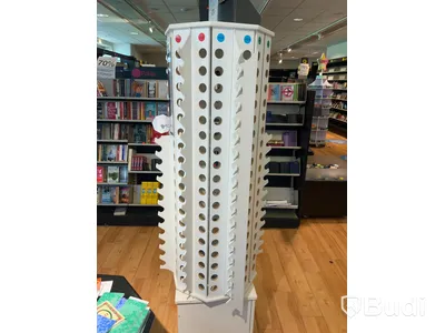 Butiksförvaring på hjul för läsglasögon.
