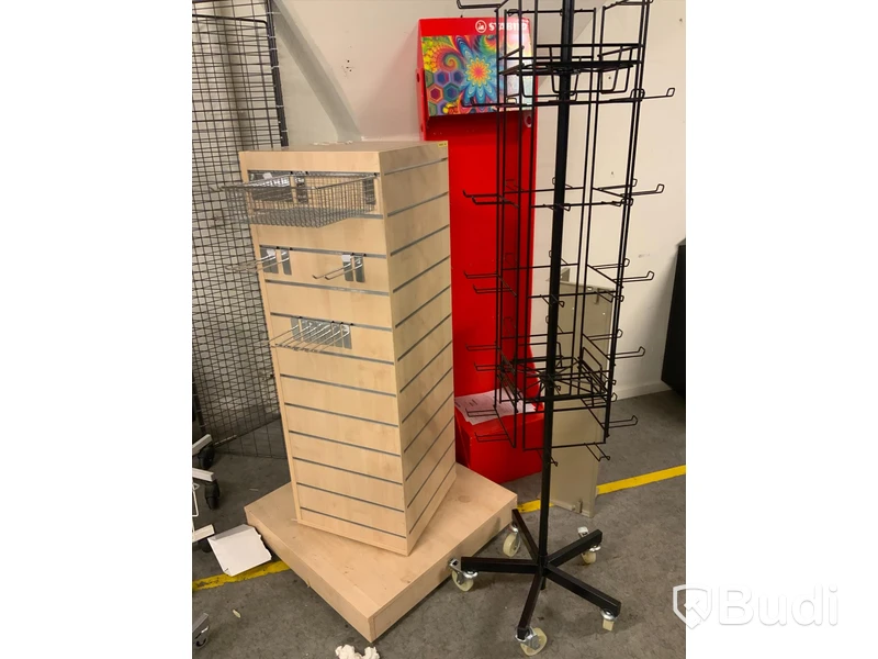 6st butiksställ på hjul olika modeller.