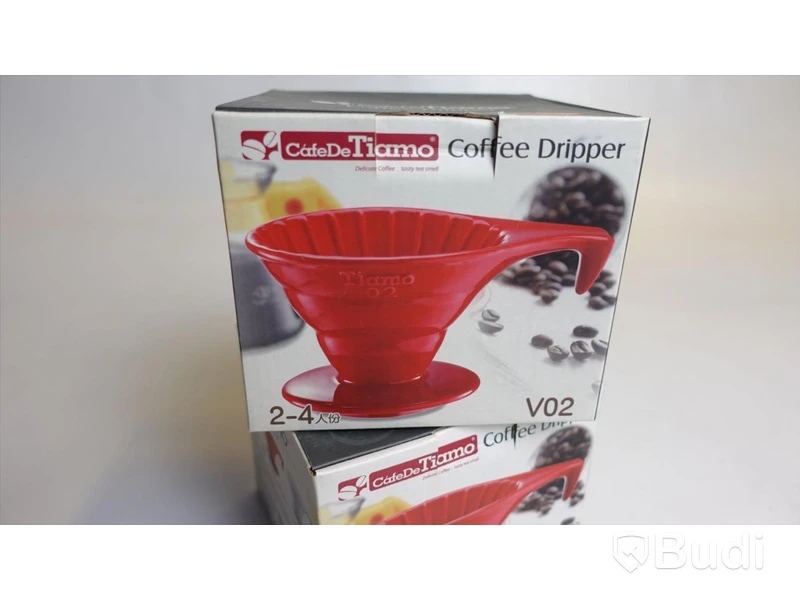2st CafeDeTiamo Coffee dripper V02 1st röd samt 1st brun