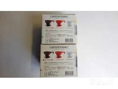 2st CafeDeTiamo Coffee dripper V02 1st röd samt 1st brun