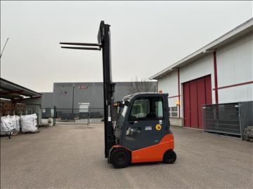 Motviktstruck Toyota Traigo 80 25 | 2041h | 2014
