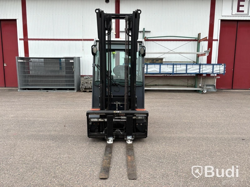 Motviktstruck Toyota Traigo 80 25 | 2041h | 2014