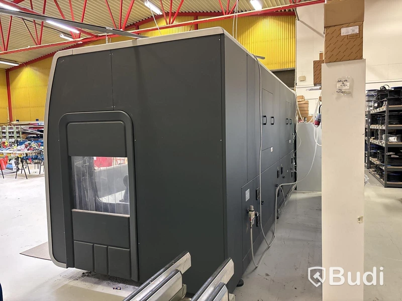 4-axlad CNC-maskin Schüco AF 300 - 2016
