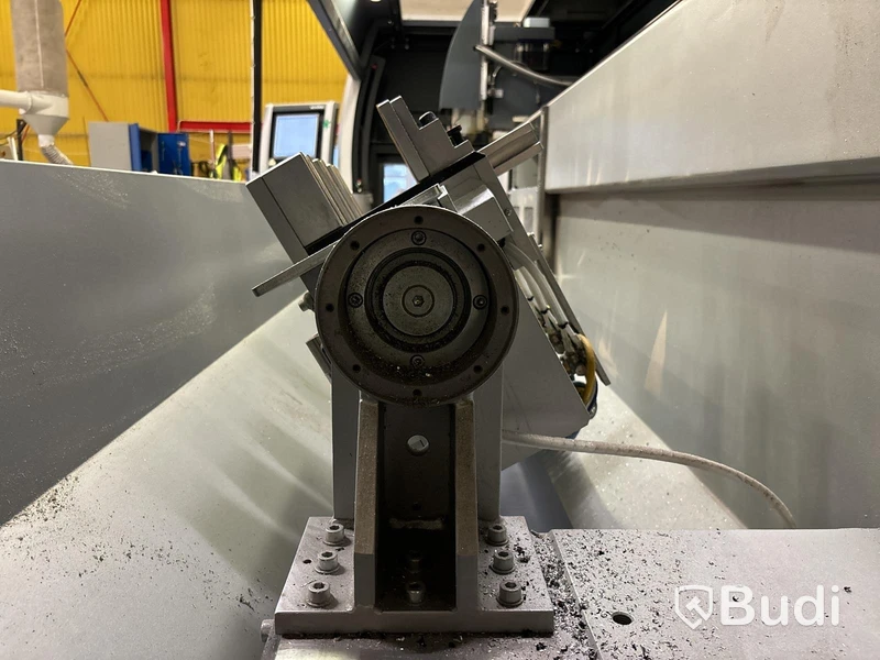 4-axlad CNC-maskin Schüco AF 300 - 2016