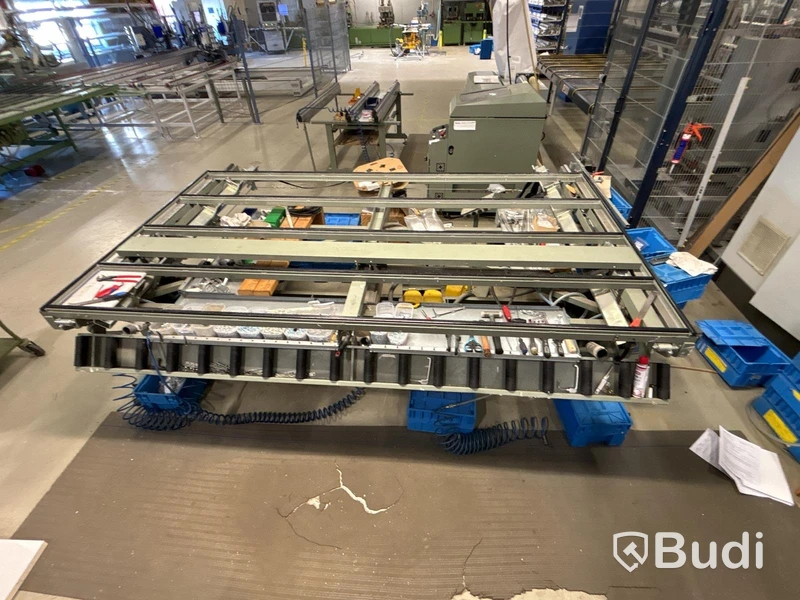Pneumatiskt tippbart montagebord Emmegi Five 300 CS - 2010