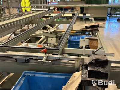 Pneumatiskt tippbart montagebord Emmegi Five 300 CS - 2010