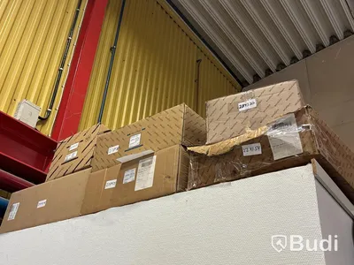 Lager av gummi och beslag Schüco