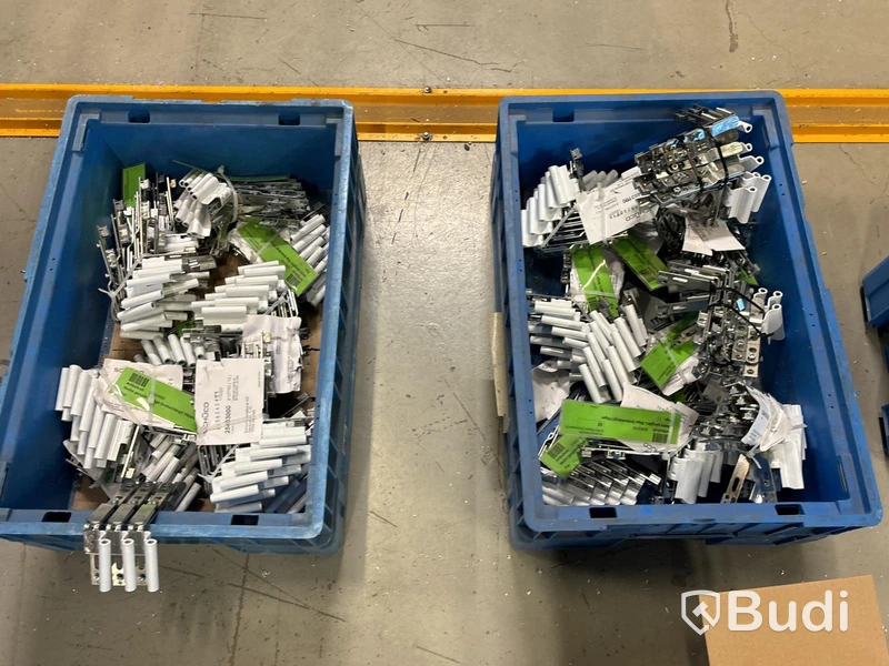 Parti nya fönsterbeslag Schüco