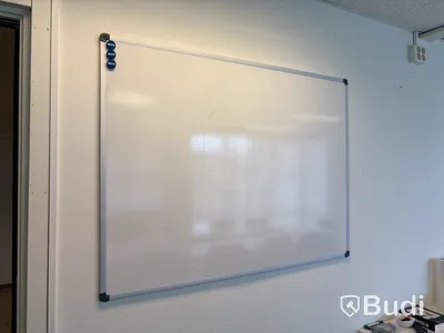Konferensbord, projektor & duk