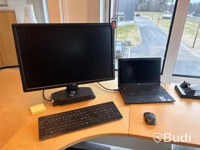 Komplett kontor med dator (Markus)