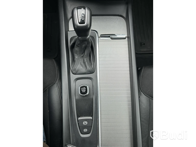 Volvo V60 D4 Cross Country | 21610 mil | 2020