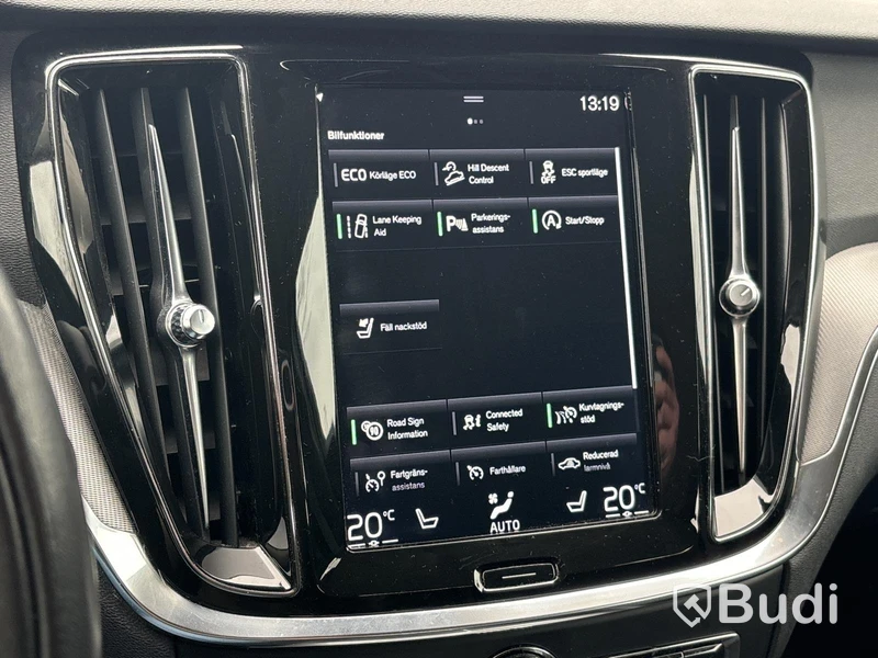 Volvo V60 D4 Cross Country | 21610 mil | 2020