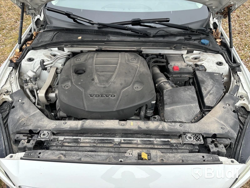Volvo V60 D4 Cross Country | 21610 mil | 2020