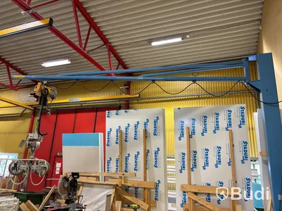 Pelarsvängkran PMH med glaslyft Vacumaster 170 kg