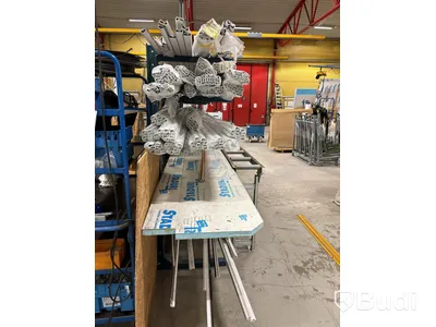 Materialställ med glaslister Schüco - 500x90x200 cm