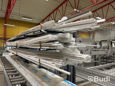 Materialställ med glaslister Schüco - 500x90x200 cm