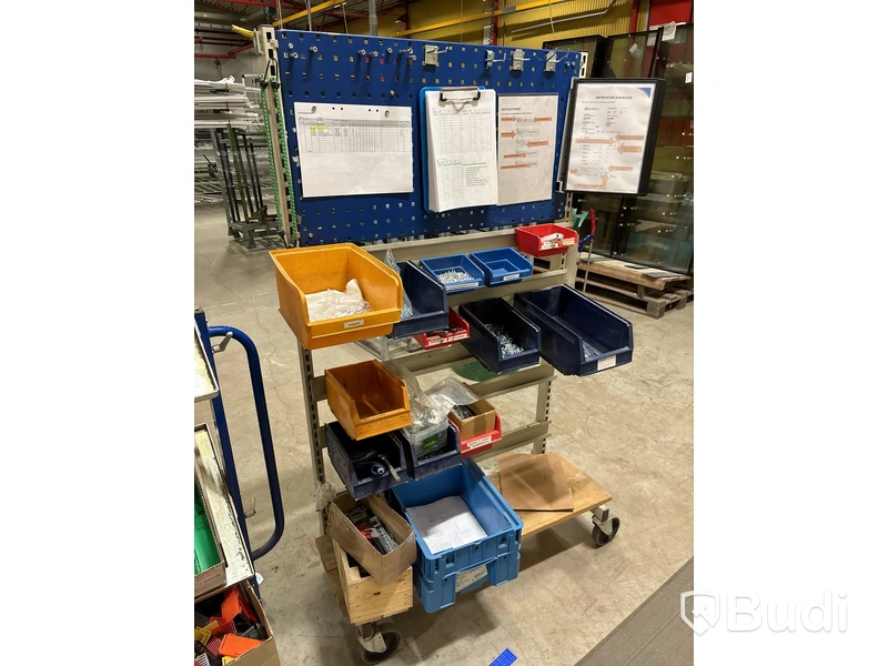 Materialvagnar med innehåll - 3 st