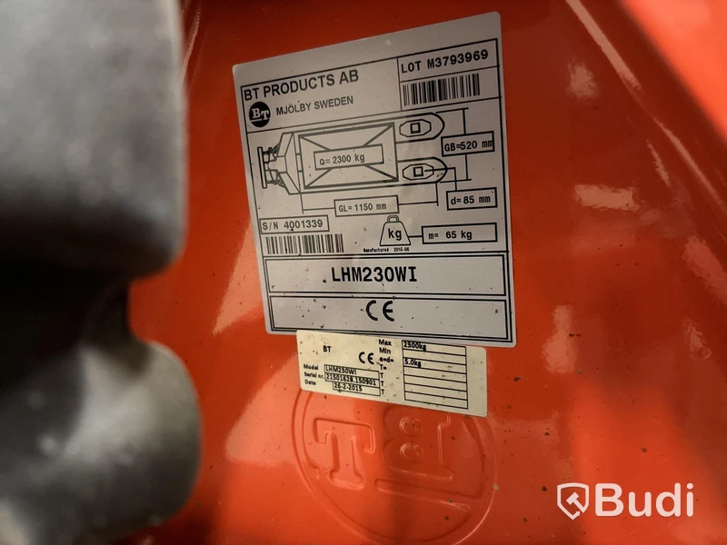Palldragare BT 2300 kg med våg - 2015