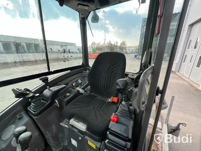 Grävmaskin med släpvagn | Volvo ECR 25D - 2020 | Släpvagn Indespension - 2017