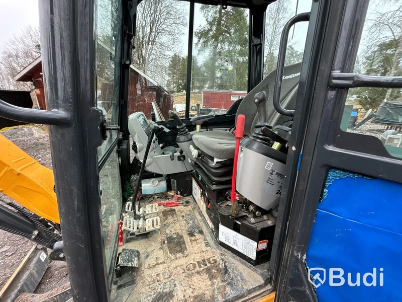 Grävmaskin med tiltrotator, LiuGong 2,75 ton -2021 - rep objekt