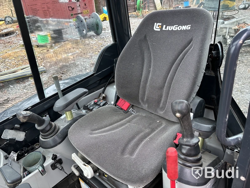 Grävmaskin med tiltrotator, LiuGong 2,75 ton -2021 - rep objekt