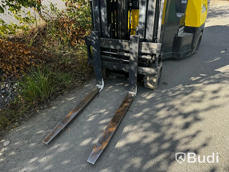 Truck Aisle Master 20SE -2013