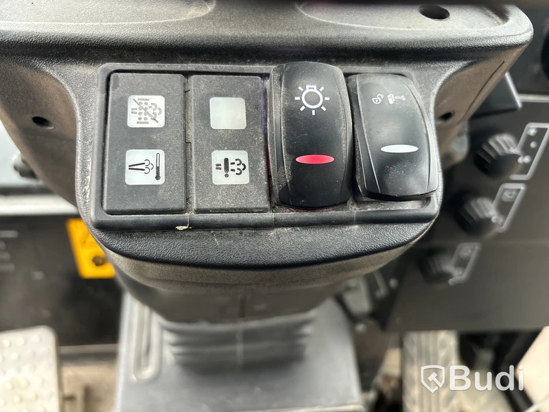 Lastmaskin JCB 403 Plus, -2022