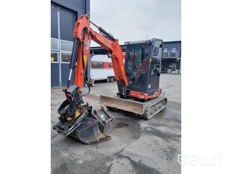 Grävmaskin Kubota U27-4 med tiltrotator och skopor, -2023