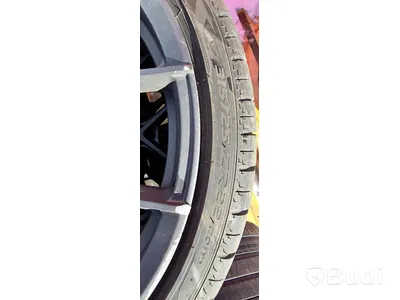 4 st aluminiumfälgar med däck, Vossen HF5 med Pirellidäck.