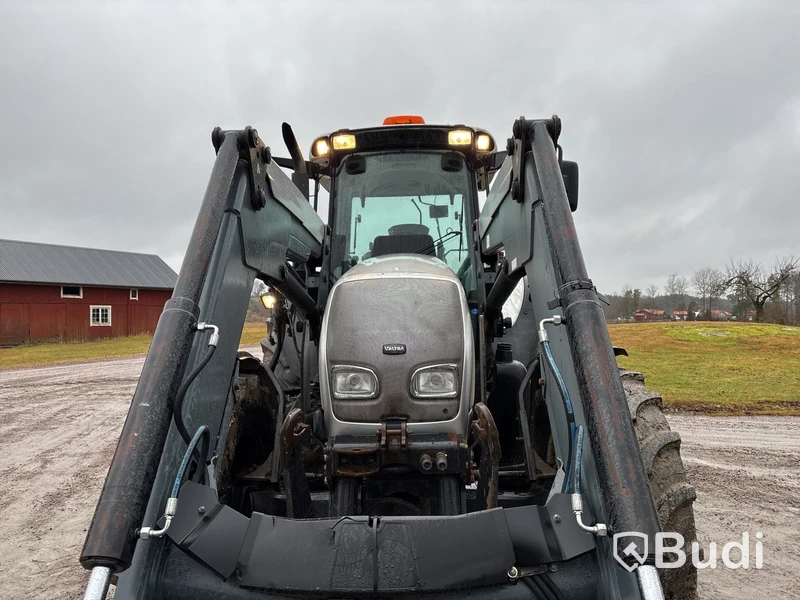 Valtra C120 med lastare, -2005