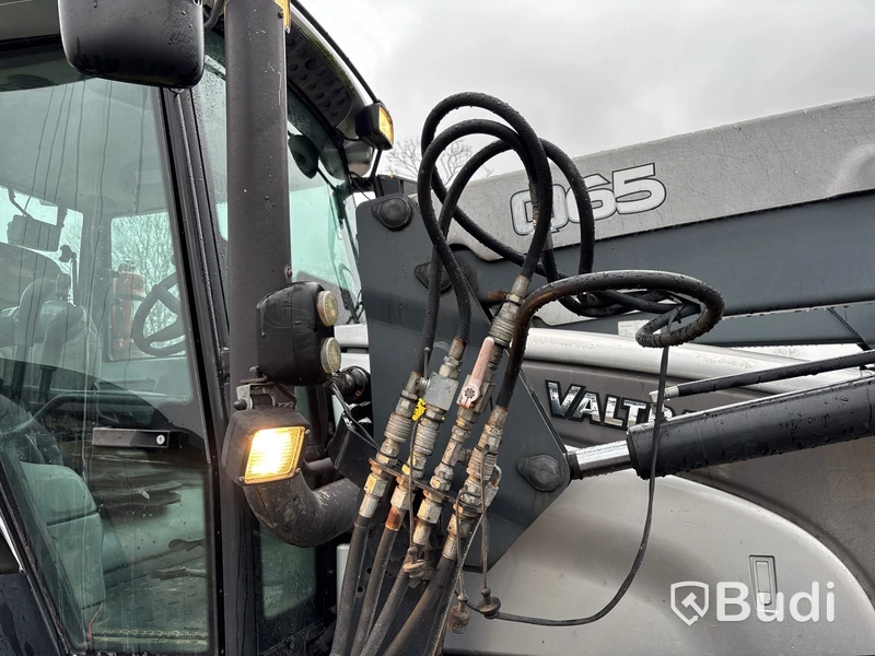 Valtra C120 med lastare, -2005
