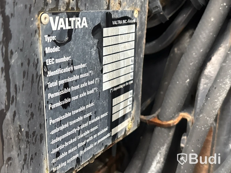 Valtra C120 med lastare, -2005